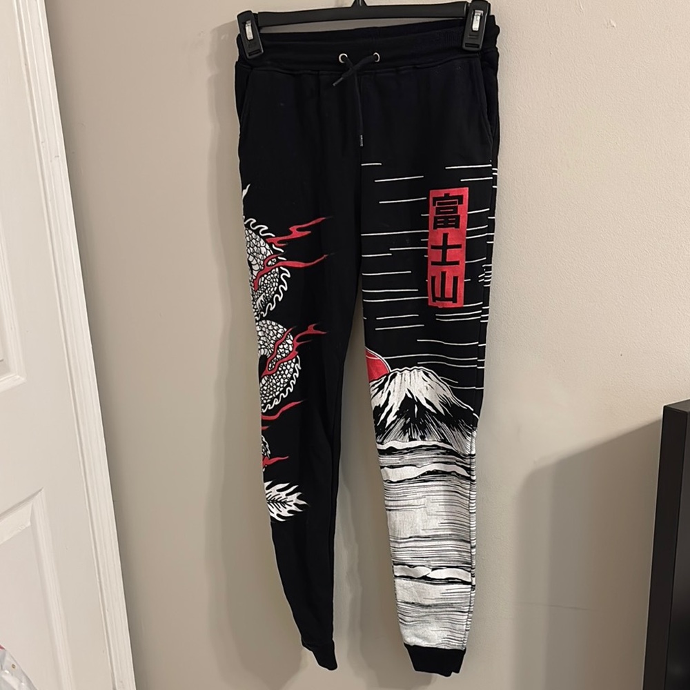 Black Graphic women’s Pants